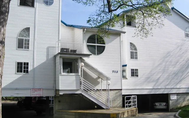 712 W Elm St Urbana IL 0