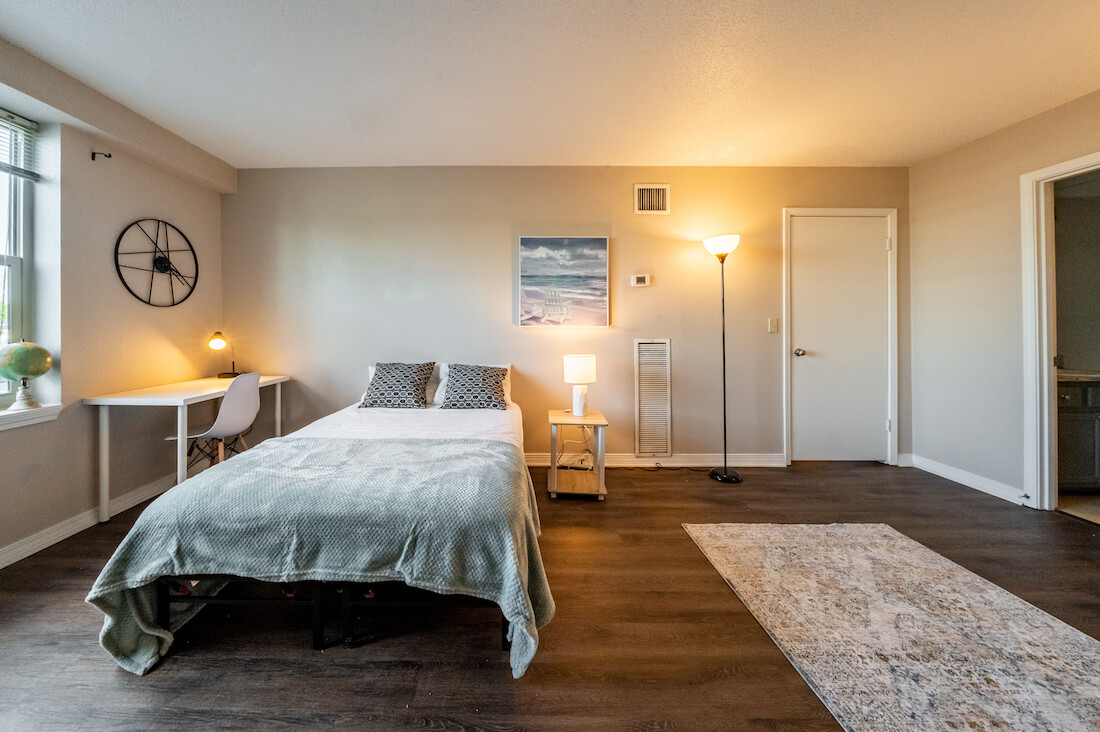 Master Room & Ensuite Bath