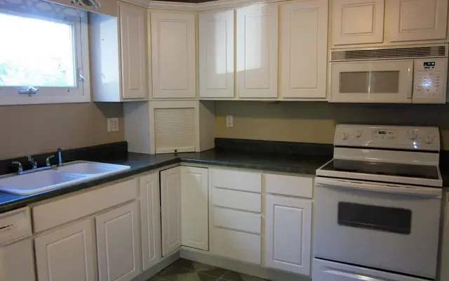 1808 Park Haven Drive Champaign IL 2