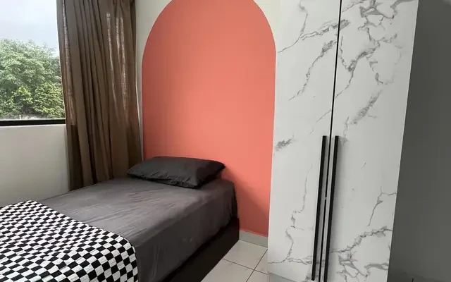 No 73, Jalan PJS 9/18 4