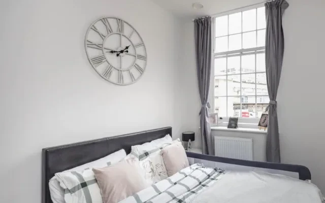 LH-Westcombe House 1
