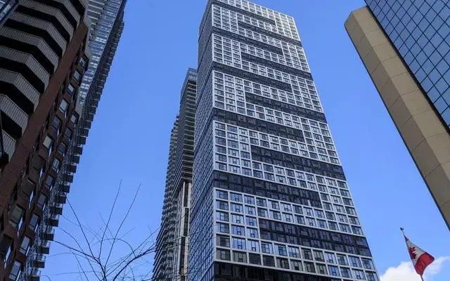 Entire Place·2B1B···181 Dundas St E 0