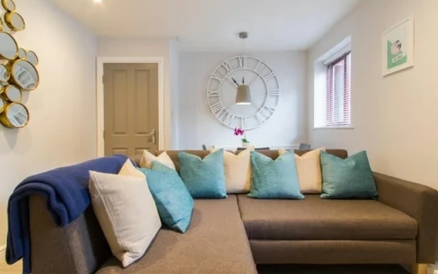 Victoria Court Mews 2
