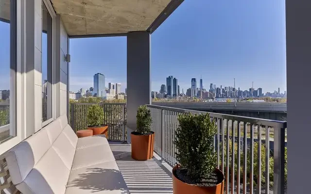 Atlas Jersey City 3