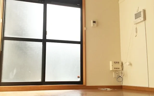 レオパレスドミール　別府 - 別府市の学生向け宿泊施設 - 105号房间(带独立厨房)