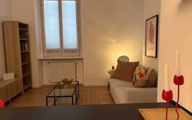 Appartamento in Via Casale, Milano 1