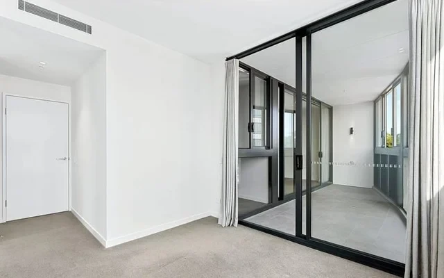 13 Halifax St 3