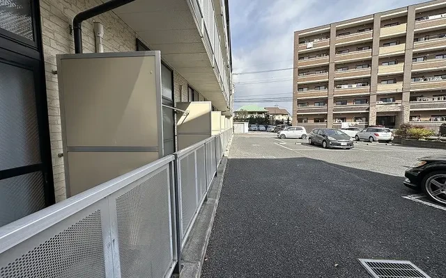レオパレスわかば 1