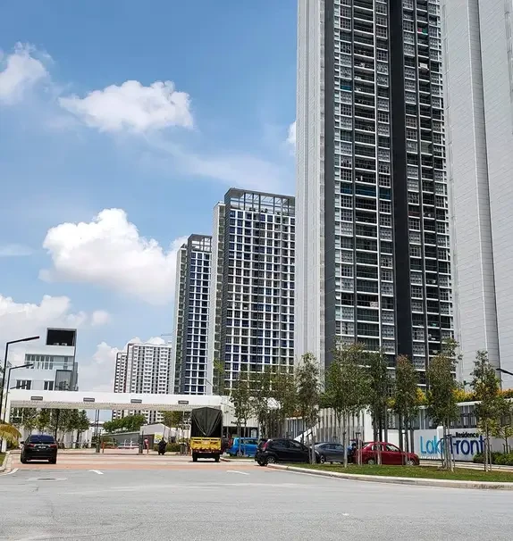 Lakefront Residence Cyberjaya