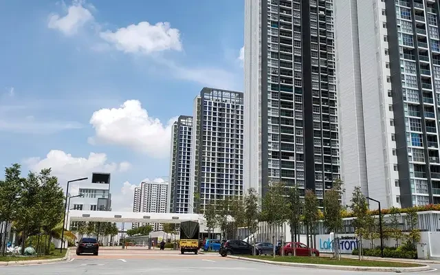 Lakefront Residence Cyberjaya 0