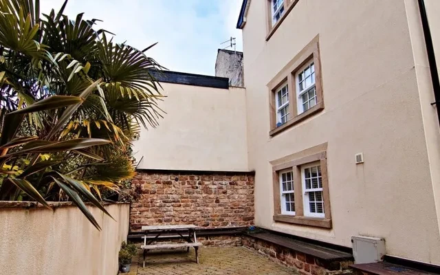 St. Leonards Gate, Lancaster - Flat 7, Rhodes House 1