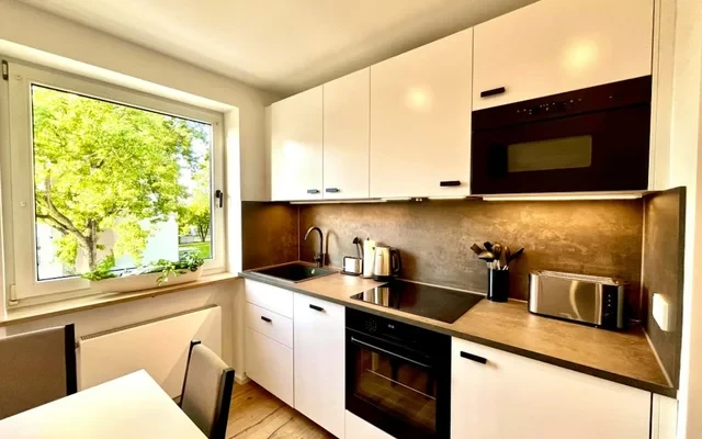 Sipplinger Strasse Munich 81243 Germany 4