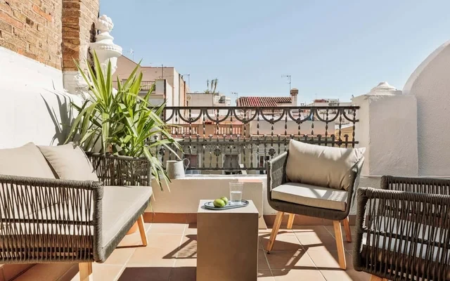 Neu - 2 bedrooms and terrace in Eixample Esquerra 0