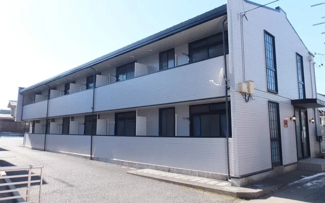 レオパレスグリーンヒル塩尻 0