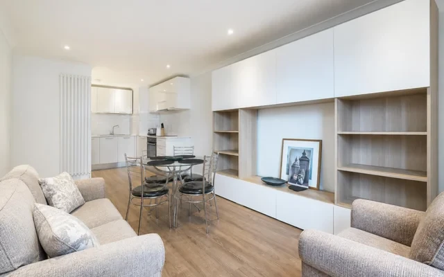 Cromwell Road, Earls Court - London student accommodation - 2 Bed 2 Bath