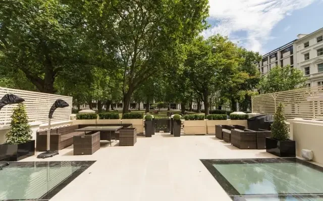 Princes Gate, South Kensington 2