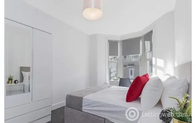 Beachgrove Road, Fishponds, Bristol, BS16 4AU, Bristol, England 4