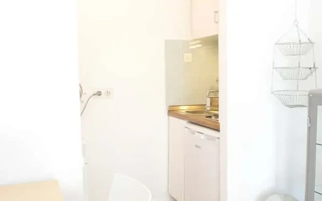 Sunny furnished apartment with balcony in Dusseltal 3
