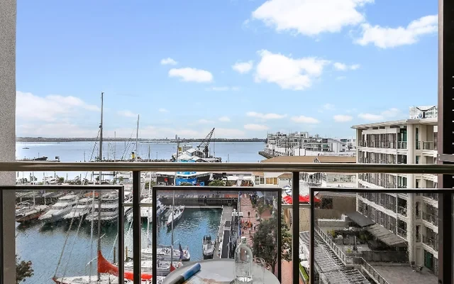 Customs Street Apartments 4