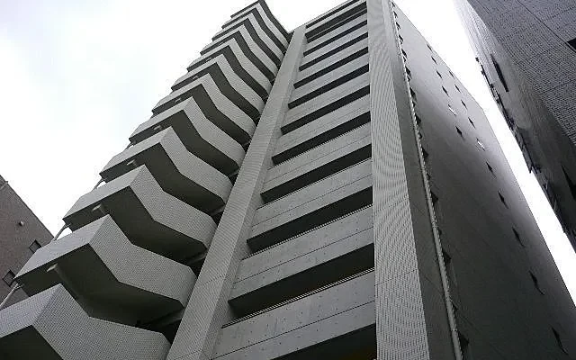 Proud Flat Sangenjaya 2