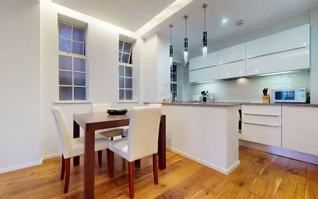 Hallam Street 13103# 1