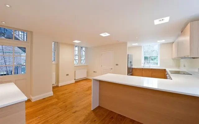 Lincoln Court, Maida Vale, London, W9 1RP 1
