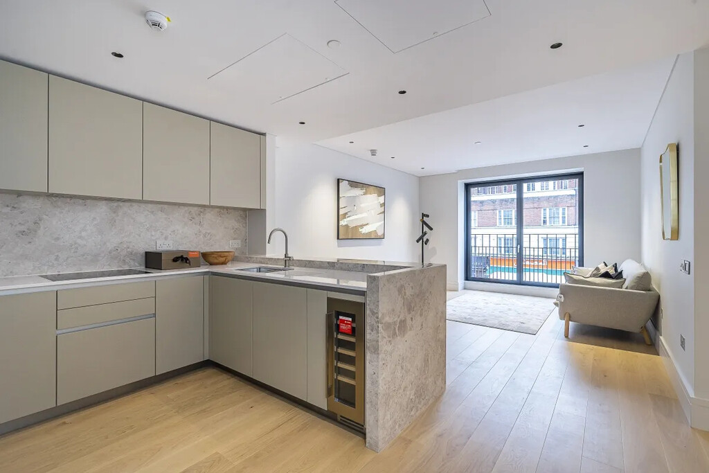 LH-Nutford Place 3
