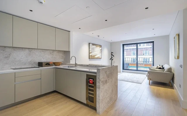 LH-Nutford Place 2