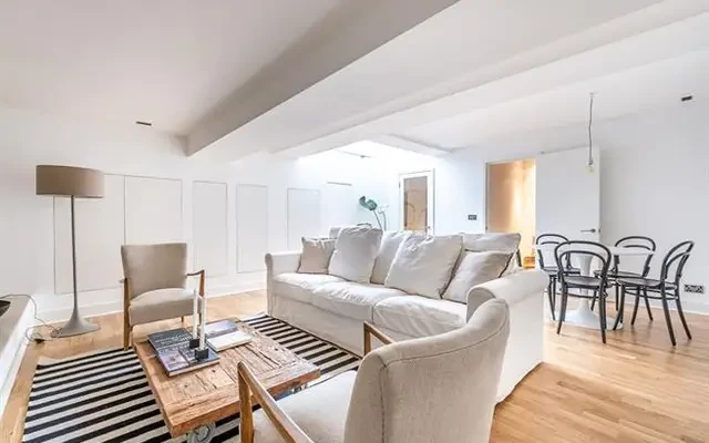 Hereford Road, London, W2 4AB 2