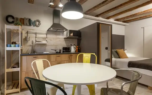 studio in Barrio Gótico (Ciutat Vella) 2