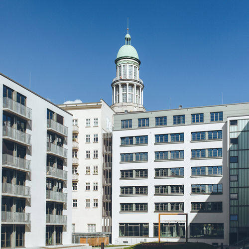 Neon Wood Berlin Frankfurter Tor Berlin Student uhomes