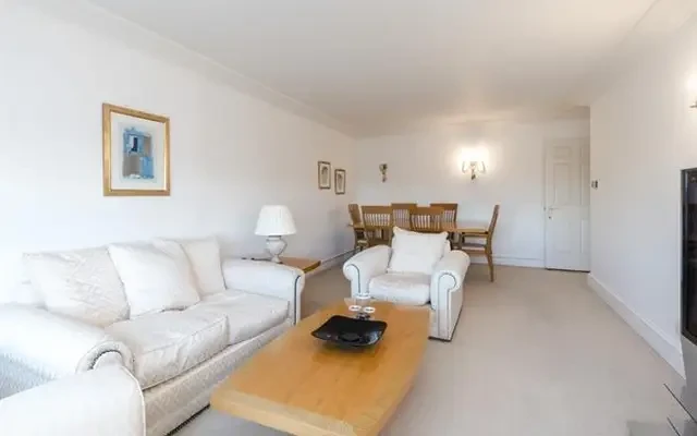 Wrights Lane, London, W8 5SJ 0