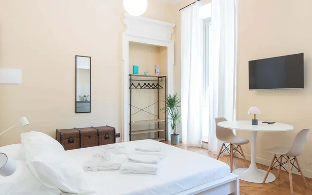 Apartment in Via Giovanni Camerana, Torino for 30 m² 0