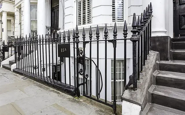 Hogarth Road 12144# 1
