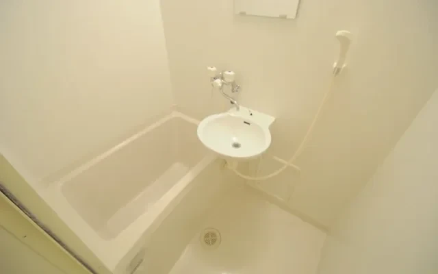 Leopalace Banri-koji WEST 2