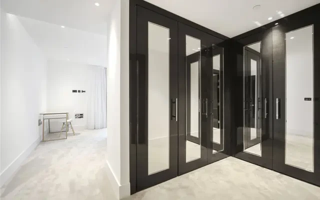 Radnor Terrace London W14 3