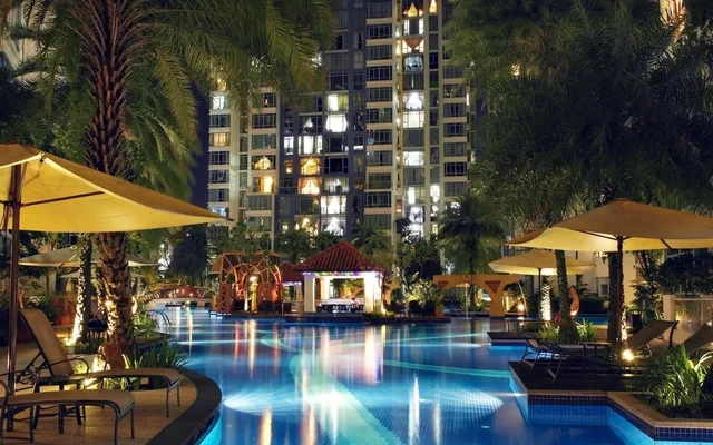 The Lakeshore - My 1