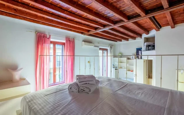 Cozy and fancy studio on the Navigli 2