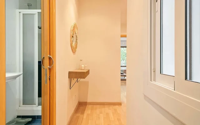 Apartment in Carrer de Pavia, Barcelona for 68 m² with 2 bedrooms 2