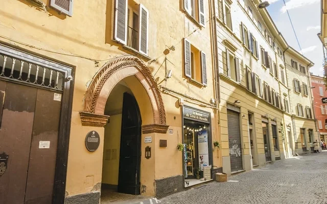 Via dal Luzzo 1
