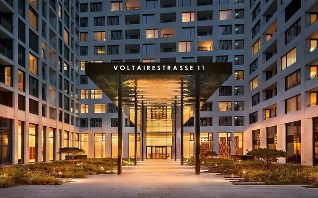 Voltairestrass 0
