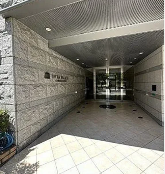 Seiwa Palace Kyobashi Cortile 404