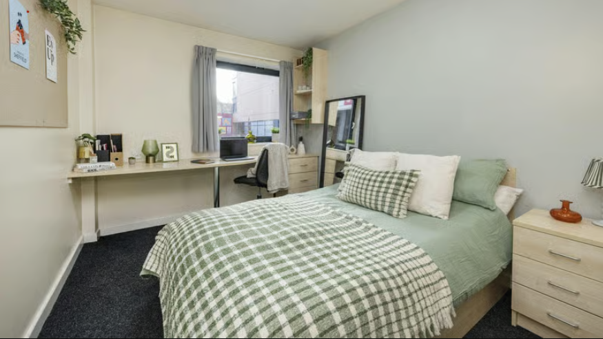 Classic 4 bed En-Suite