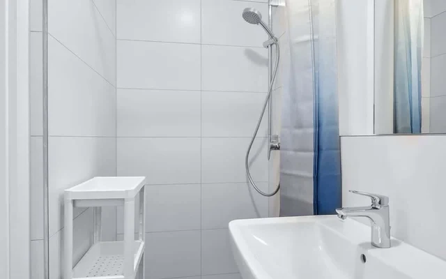Fully furnished studio with balcony - Nearby HTW University 4