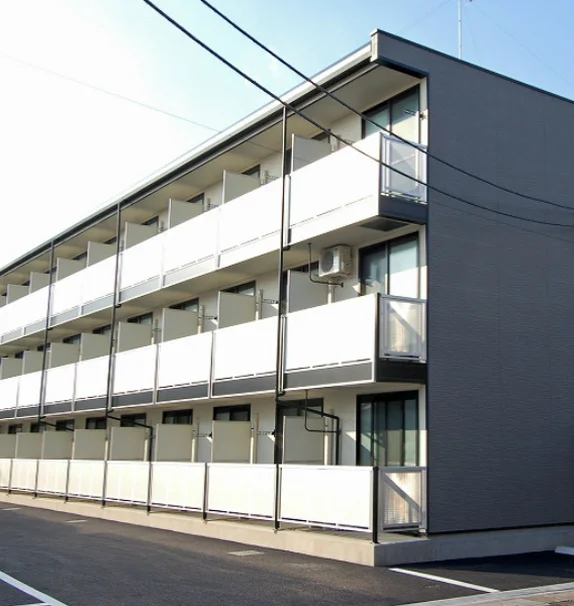 レオパレスコスモス