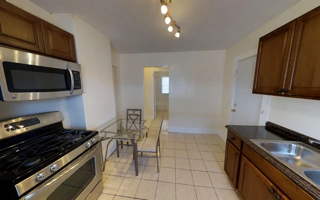 1408 East Fayette Street 1