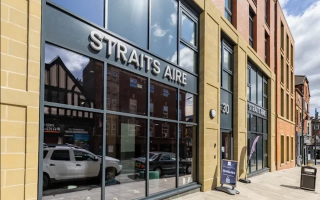 Straits Aire 0