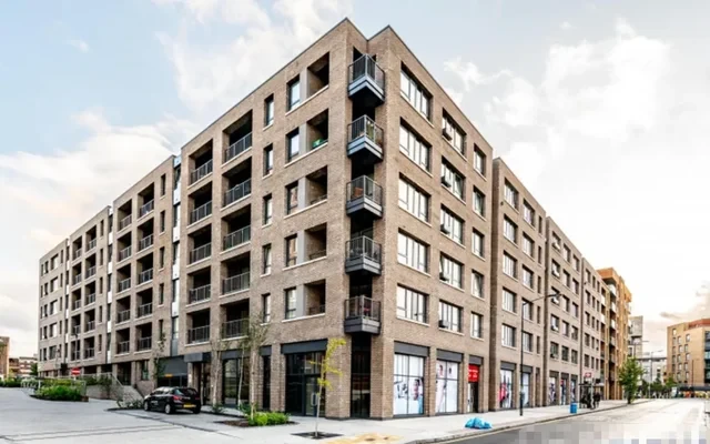 Harbourside Court, Gullivers Walk SE8 0
