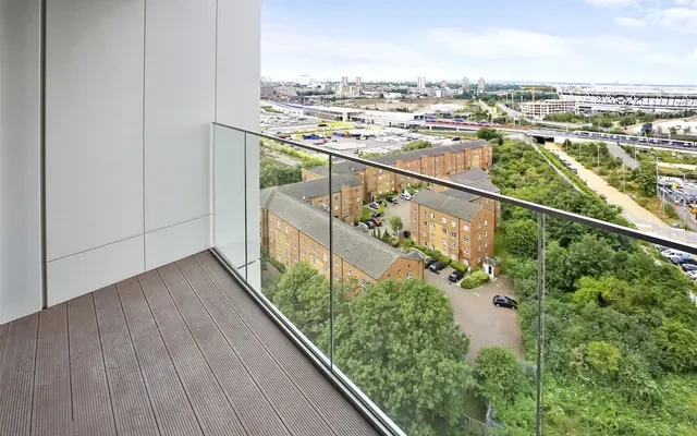 River Heights, Stratford Riverside E15 2