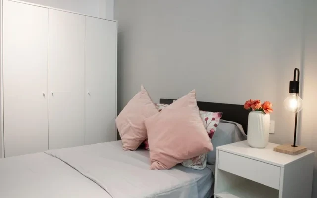 Comfy single bedroom near the Campamento metro 2
